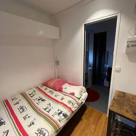 Magnifique Studio Neuf Avec Acces Independant - Champs Elysee Appartamento